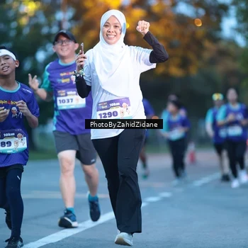 Runner Photo 8230382