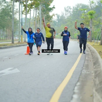 Runner Photo 8230389