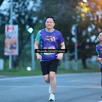 Runner Photo 8230403
