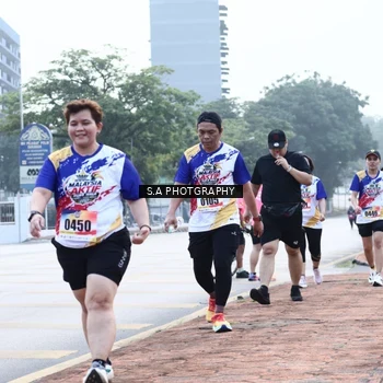 Runner Photo 8230415