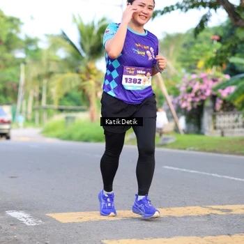 Runner Photo 8230427