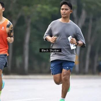 Runner Photo 8230428
