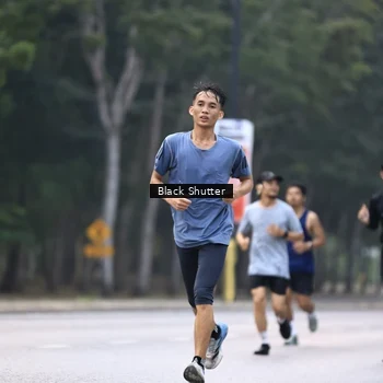 Runner Photo 8230433
