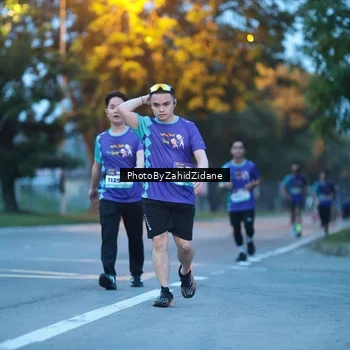 Runner Photo 8230458