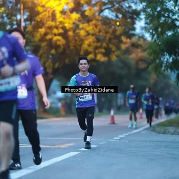 Runner Photo 8230463