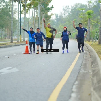 Runner Photo 8230464