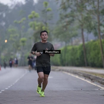 Runner Photo 8230470