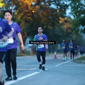 Runner Photo 8230480