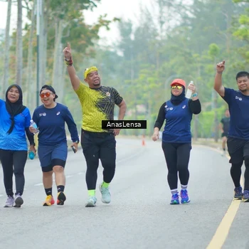 Runner Photo 8230498