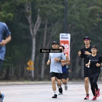 Runner Photo 8230503