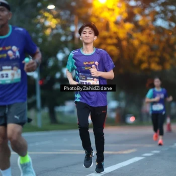Runner Photo 8230528