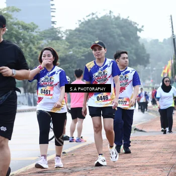 Runner Photo 8230565