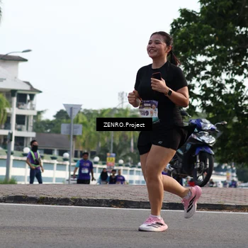 Runner Photo 8230660