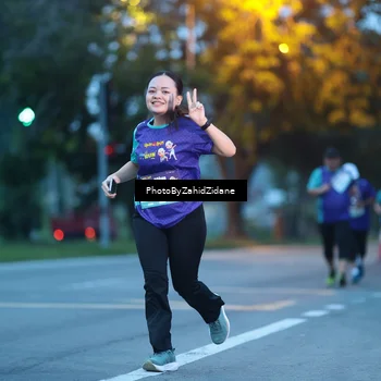 Runner Photo 8230701