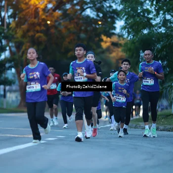 Runner Photo 8230737