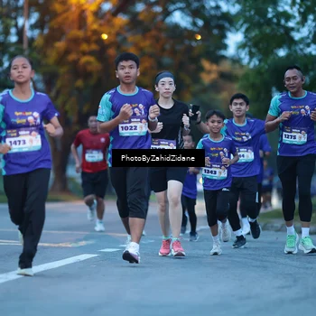 Runner Photo 8230746