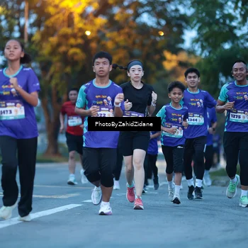 Runner Photo 8230755