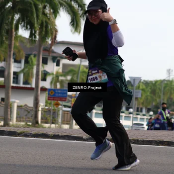 Runner Photo 8230781
