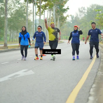 Runner Photo 8230800
