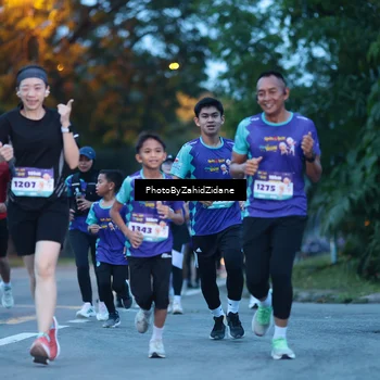 Runner Photo 8230810