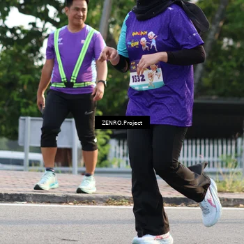 Runner Photo 8230874
