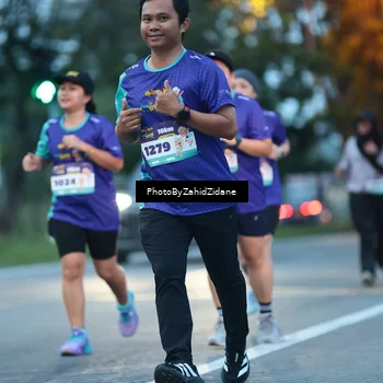 Runner Photo 8230881