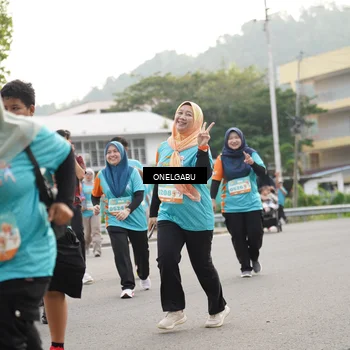 Runner Photo 8230937