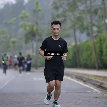 Runner Photo 8230981