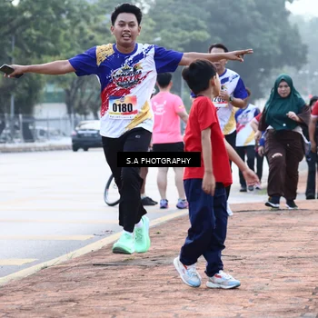 Runner Photo 8231031
