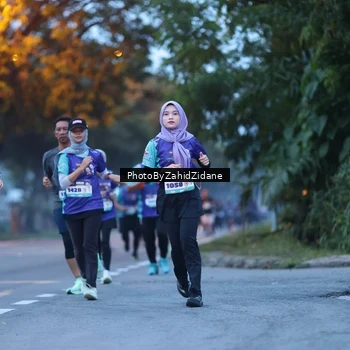 Runner Photo 8231035