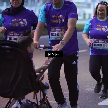Runner Photo 8231071