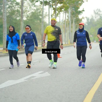 Runner Photo 8231079