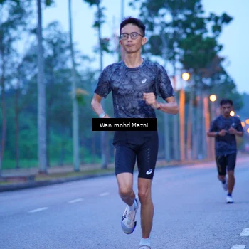 Runner Photo 8231101