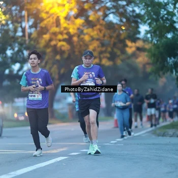 Runner Photo 8231171