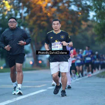 Runner Photo 8231288