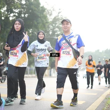 Runner Photo 8231359