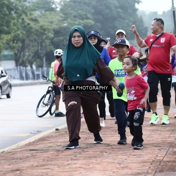Runner Photo 8231396
