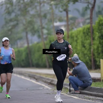 Runner Photo 8231573