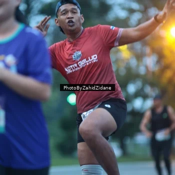 Runner Photo 8231640