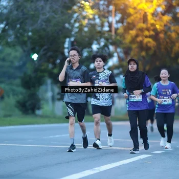 Runner Photo 8231706
