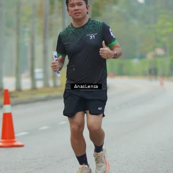 Runner Photo 8231753
