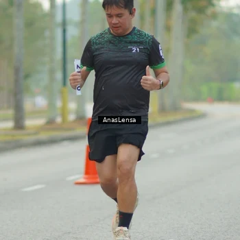 Runner Photo 8231758
