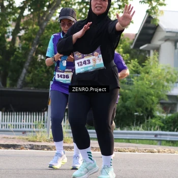Runner Photo 8231801