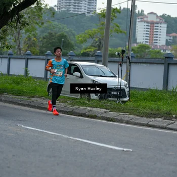 Runner Photo 8231853