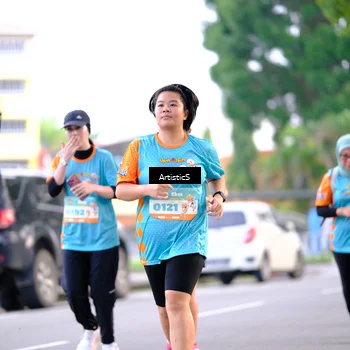 Runner Photo 8232000