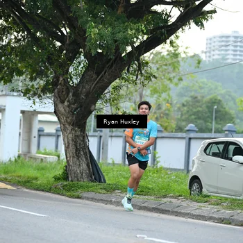 Runner Photo 8232004