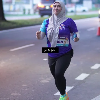 Runner Photo 8232006