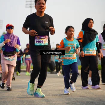 Runner Photo 8232039