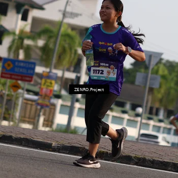 Runner Photo 8232042
