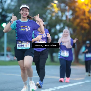 Runner Photo 8232043